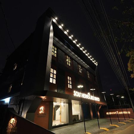 Southern Residency Kochi Eksteriør bilde